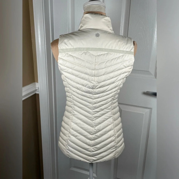 ATHLETA So Down Asymmetrical Front Zip Vest XS - Picture 12 of 14